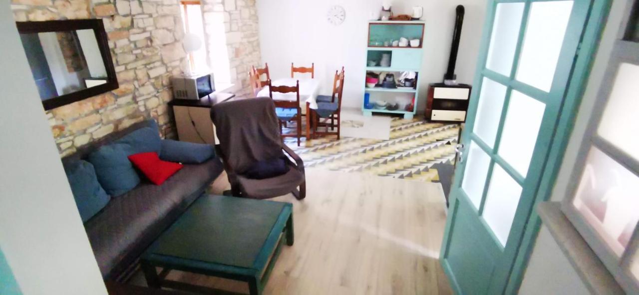 Eti And Mia Holiday Apartments Muntic ภายนอก รูปภาพ