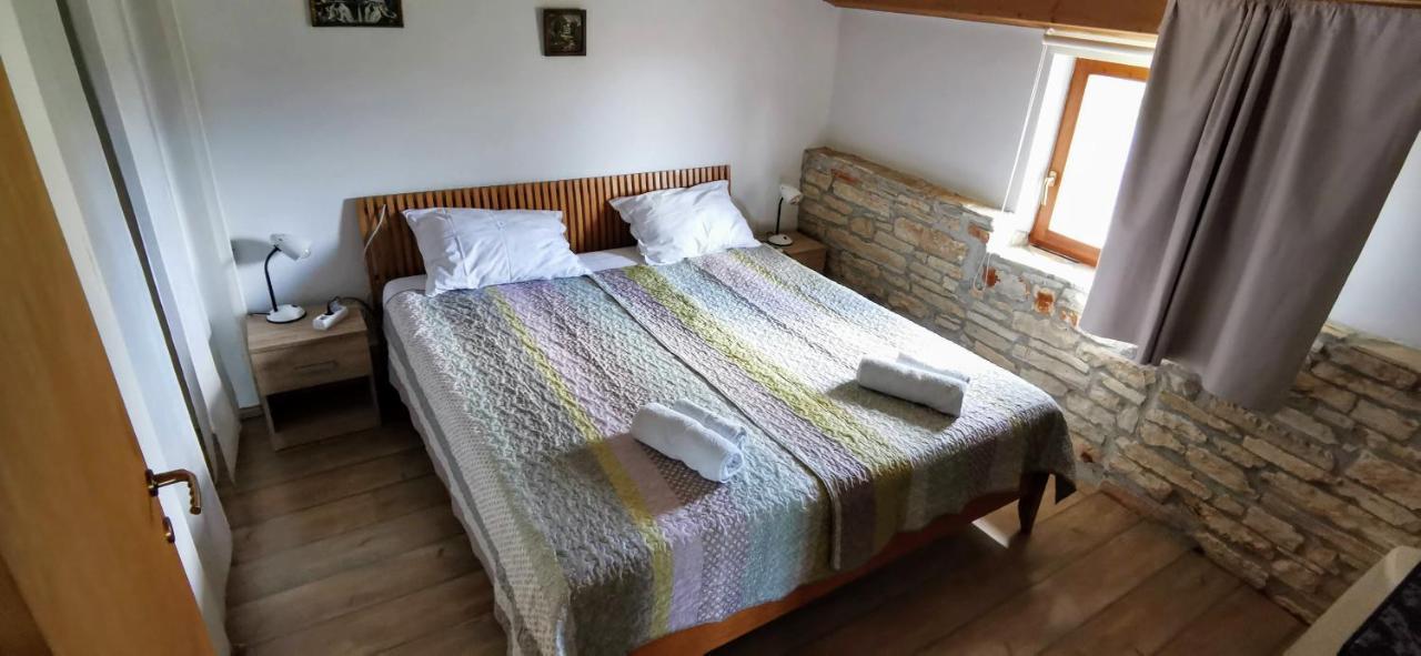 Eti And Mia Holiday Apartments Muntic ภายนอก รูปภาพ